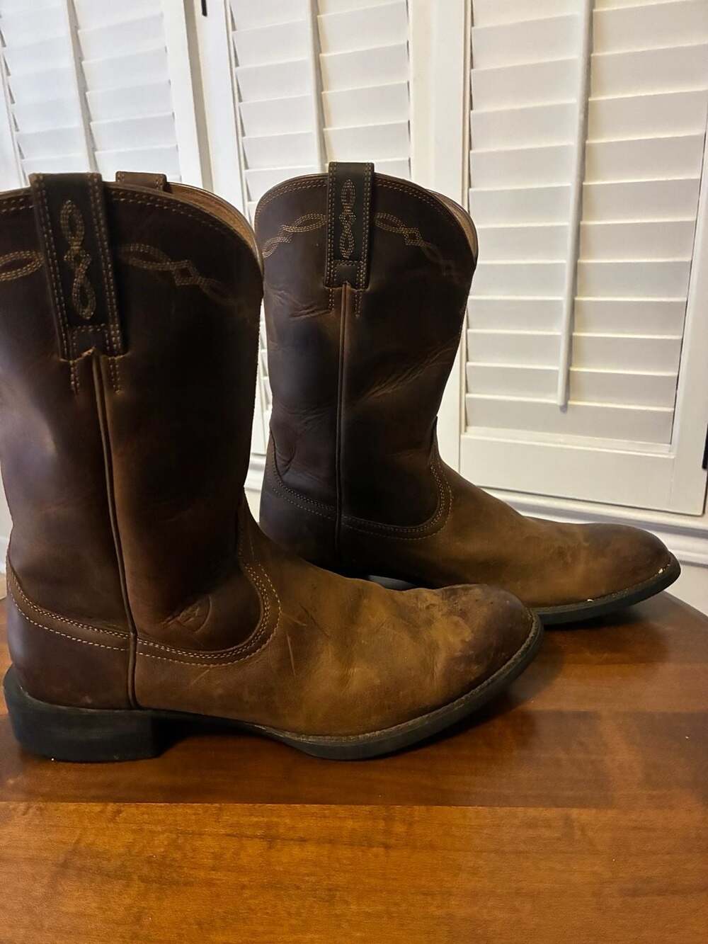 Ariat Men's Distressed Brown Leather Western Cowboy Roper Boots